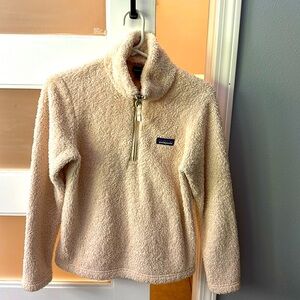 Patagonia quarter zip fleece